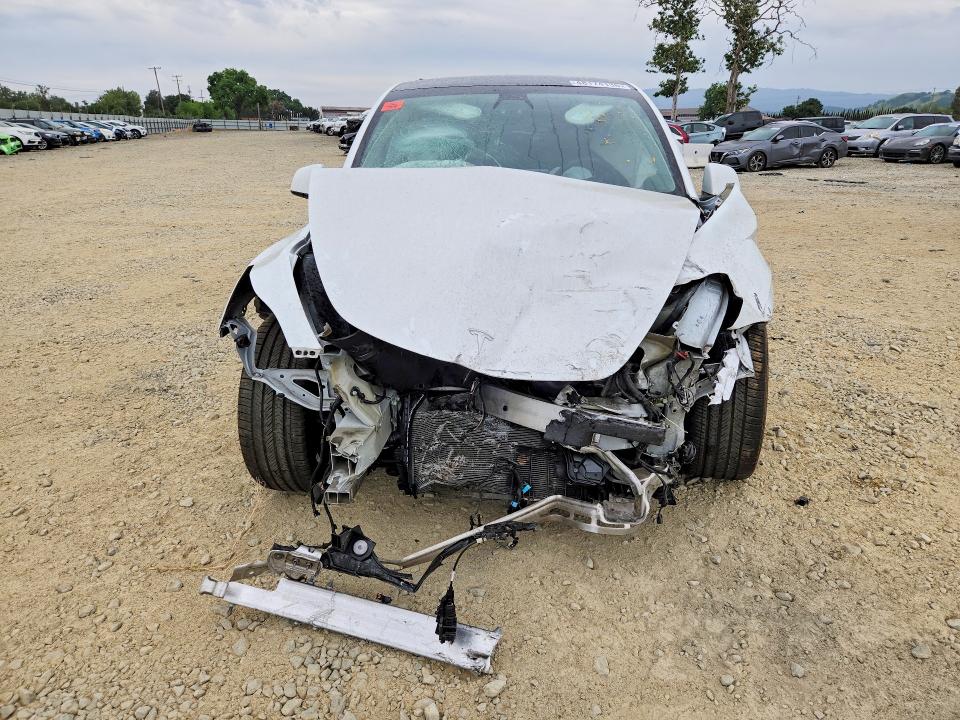 2021 Tesla Model Y მანქანა იყიდება აუქციონზე, vin: 5YJYGAEE7MF300702, აუქციონის ნომერი: 48174136