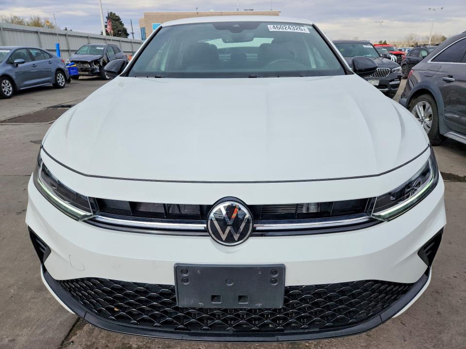Продажа на аукционе авто 2025 Volkswagen Jetta, vin: 3VWBX7BU5SM067946, номер лота: 46024326