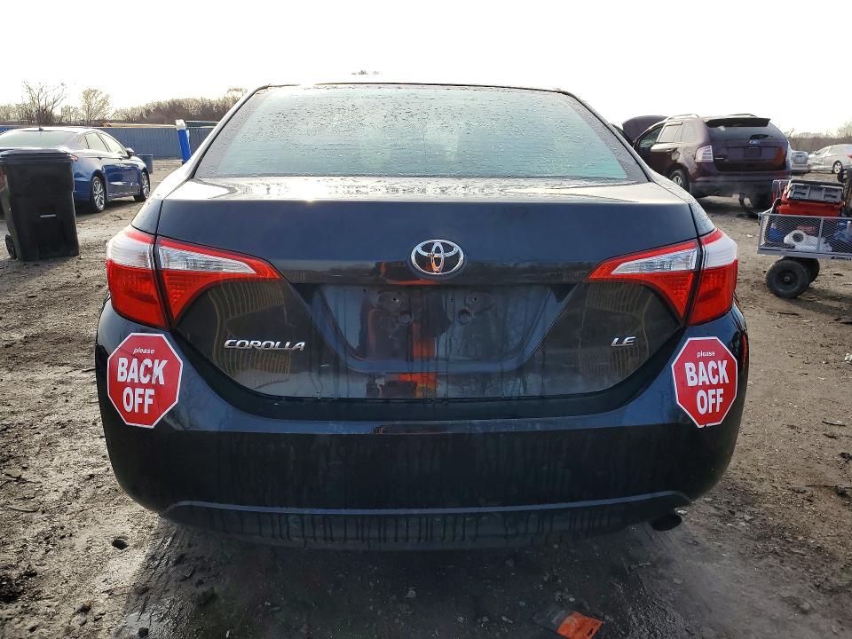 42047036 :رقم المزاد ، 2T1BURHE4FC470127 vin ، 2015 Toyota Corolla مزاد بيع