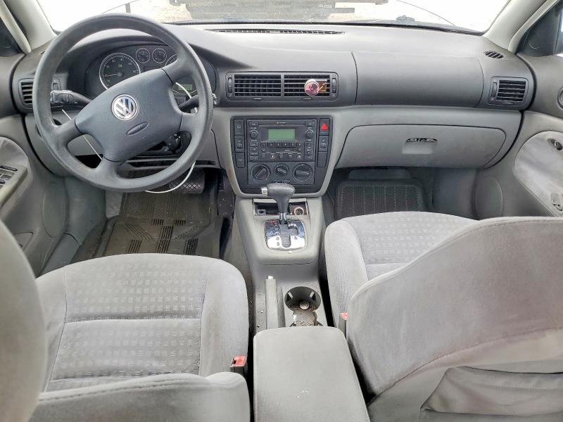 48246346 :رقم المزاد ، WVWVD63B12E418552 vin ، 2002 Volkswagen Passat مزاد بيع