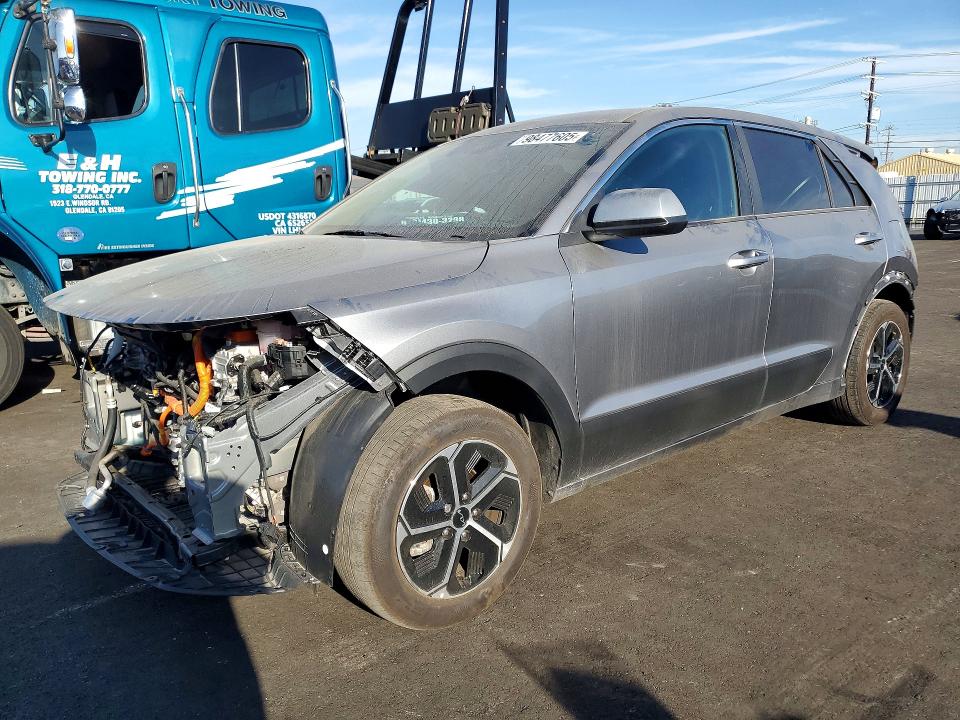 Auction sale of the 2025 Kia Niro, vin: KNDCP3LE2S5307015, lot number: 98477605