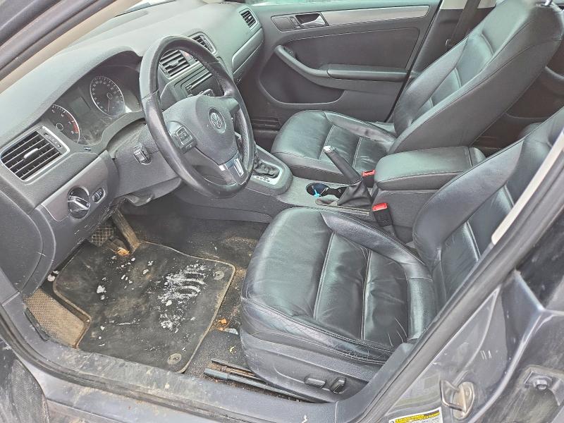 76109305 :رقم المزاد ، 3VWL07AJ1EM310978 vin ، 2014 Volkswagen Jetta مزاد بيع