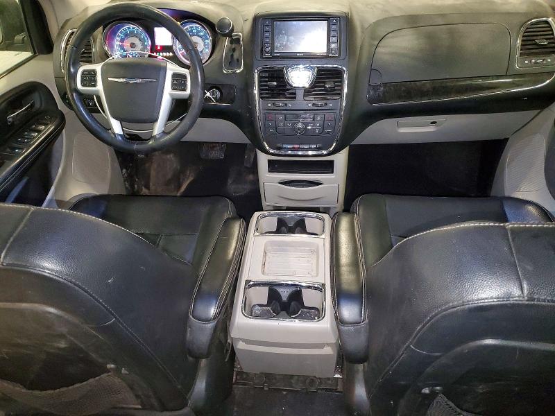 45925526 :رقم المزاد ، 2C4RC1BG9ER215677 vin ، 2014 Chrysler Town & Country مزاد بيع