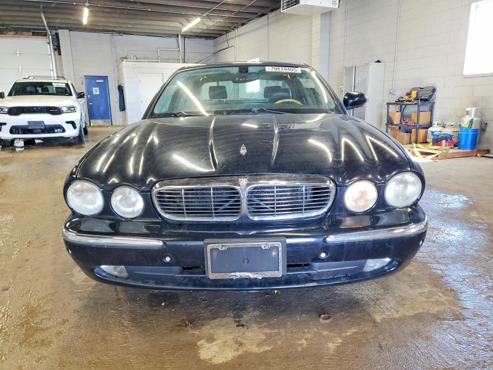 Продажа на аукционе авто 2005 Jaguar Xj8, vin: SAJWA79CX5SG38057, номер лота: 79870405