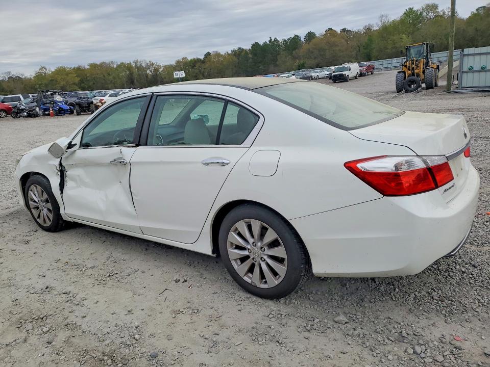 2015 Honda Accord მანქანა იყიდება აუქციონზე, vin: 1HGCR2F72FA076620, აუქციონის ნომერი: 46957846