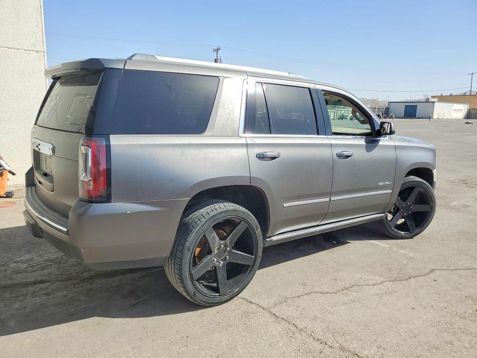 75586585 :رقم المزاد ، 1GKS2CKJ7HR130444 vin ، 2017 Gmc Yukon مزاد بيع