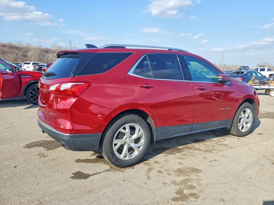 47579066 :رقم المزاد ، 2GNAXTEX2J6268118 vin ، 2018 Chevrolet Equinox مزاد بيع