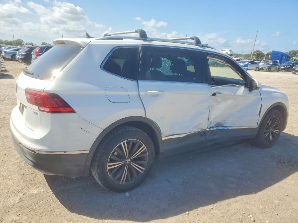 2018 Volkswagen Tiguan მანქანა იყიდება აუქციონზე, vin: 3VV3B7AX6JM150061, აუქციონის ნომერი: 41844886