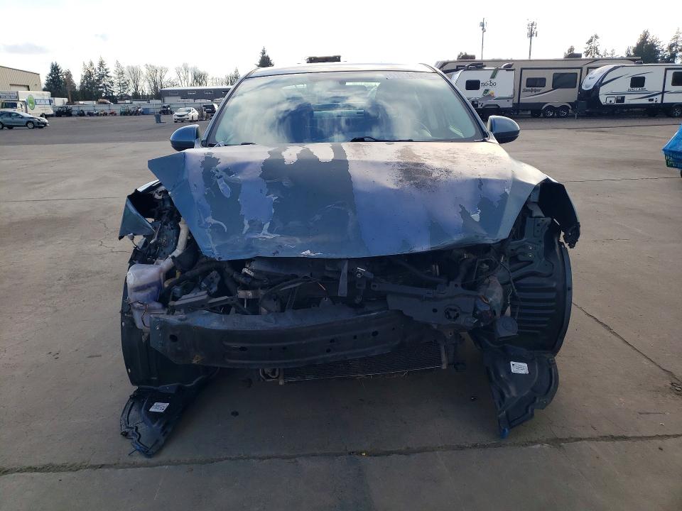 41615106 :رقم المزاد ، JM1BL1UG3B1362818 vin ، 2011 Mazda 3 مزاد بيع