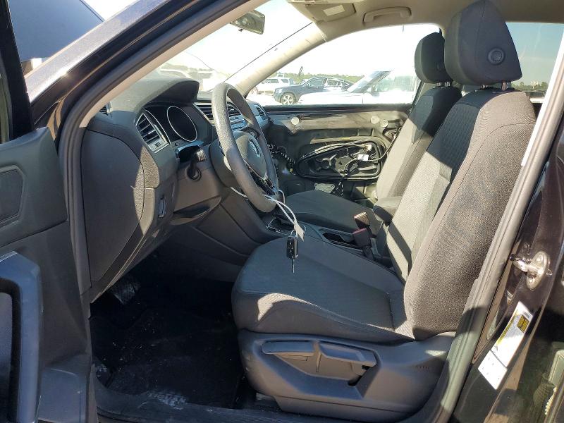 46474216 :رقم المزاد ، 3VV1B7AX1LM013636 vin ، 2020 Volkswagen Tiguan مزاد بيع