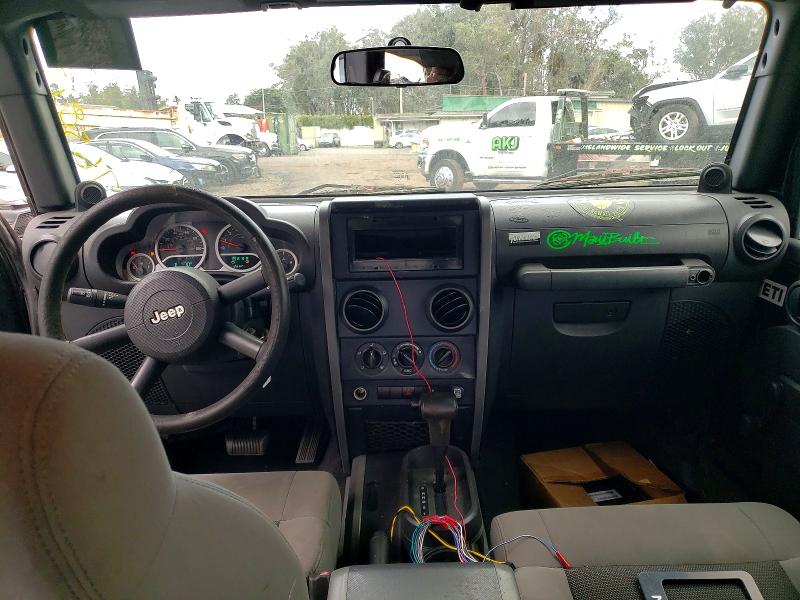 Auction sale of the 2010 Jeep Wrangler Unlimited, vin: 1J4BB3H17AL209585, lot number: 76658135