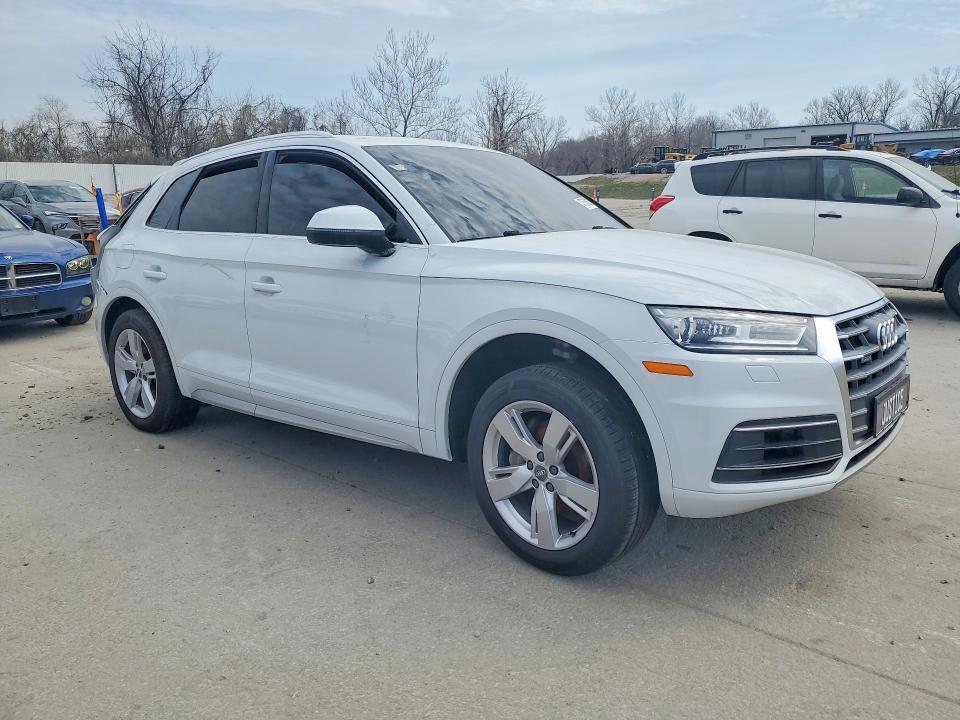 Продажа на аукционе авто 2019 Audi Q5, vin: WA1ANAFY5K2108303, номер лота: 47560526