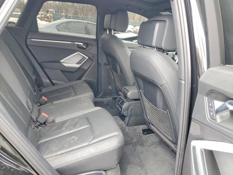 79887355 :رقم المزاد ، WA1DECF30L1117575 vin ، 2020 Audi Q3 مزاد بيع