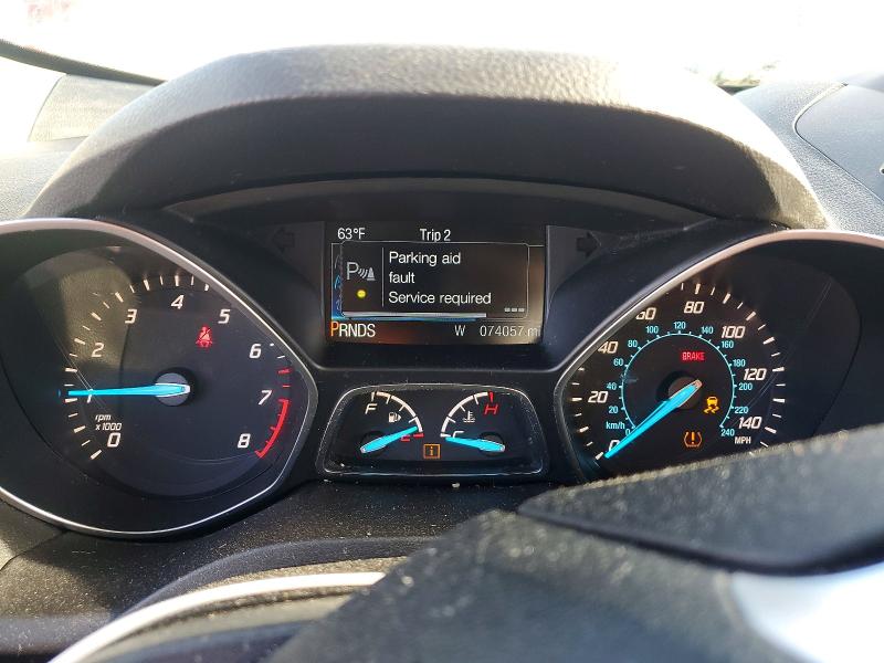 2015 Ford Escape მანქანა იყიდება აუქციონზე, vin: 1FMCU0JXXFUA31119, აუქციონის ნომერი: 41689906