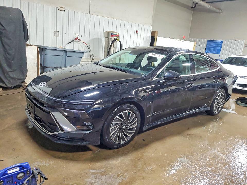 Продаж на аукціоні авто 2025 Hyundai Sonata Hybrid, vin: KMHL54JJ6SA130208, номер лоту: 41947366