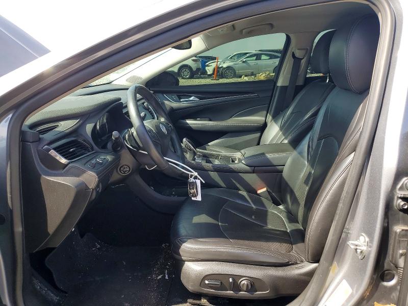 41792636 :رقم المزاد ، 1G4ZP5SSXJU108999 vin ، 2018 Buick Lacrosse مزاد بيع