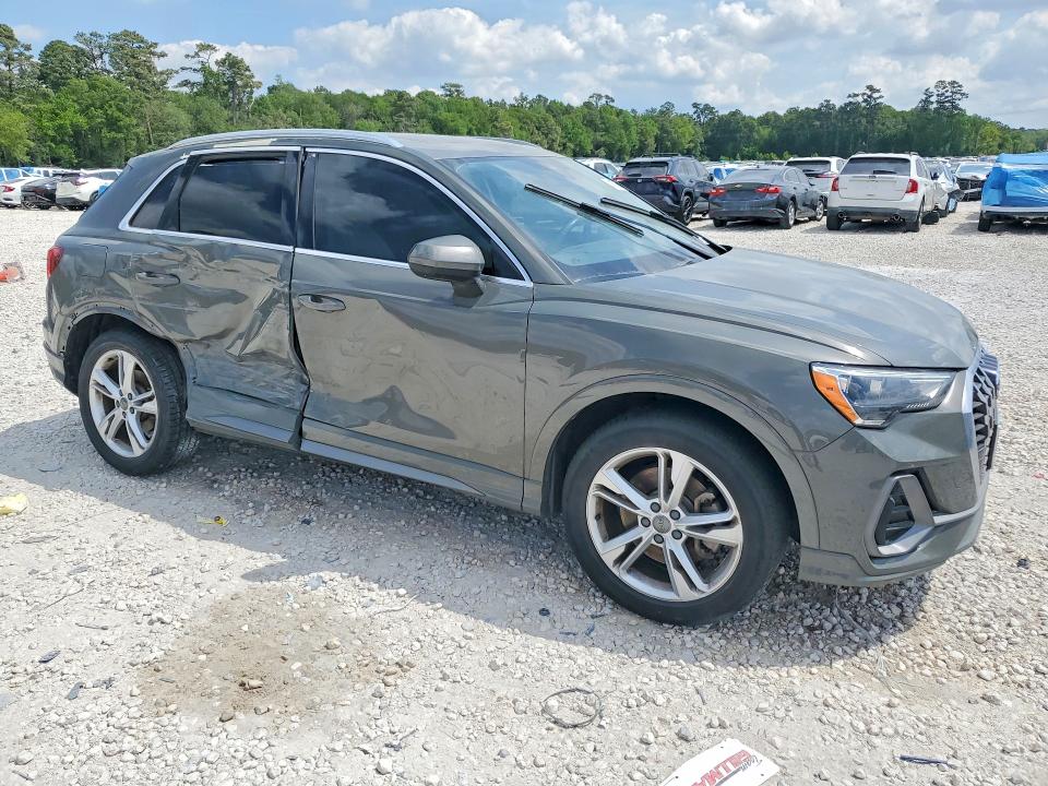 2020 Audi Q3 მანქანა იყიდება აუქციონზე, vin: WA1DECF33L1104920, აუქციონის ნომერი: 46723166