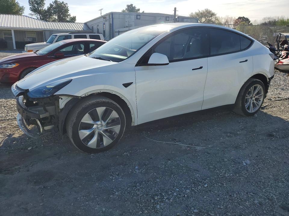 Продажа на аукционе авто 2023 Tesla Model Y, vin: 7SAYGDEE0PF884384, номер лота: 42038036
