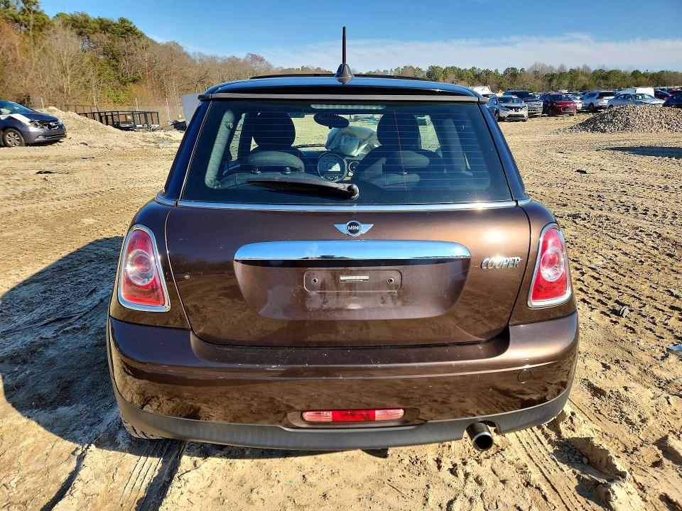 46412126 :رقم المزاد ، WMWSU3C56BT095894 vin ، 2011 Mini Cooper مزاد بيع