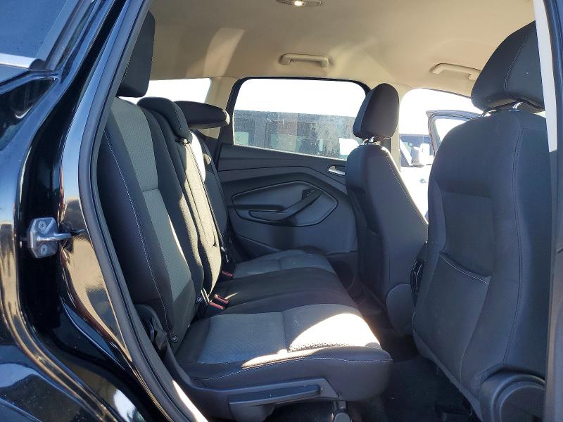 2017 Ford Escape მანქანა იყიდება აუქციონზე, vin: 1FMCU0GD4HUB82862, აუქციონის ნომერი: 45549356
