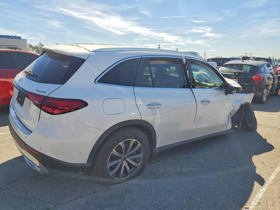 45932696 :رقم المزاد ، W1NKM4HB1RF171546 vin ، 2024 Mercedes-benz Glc مزاد بيع