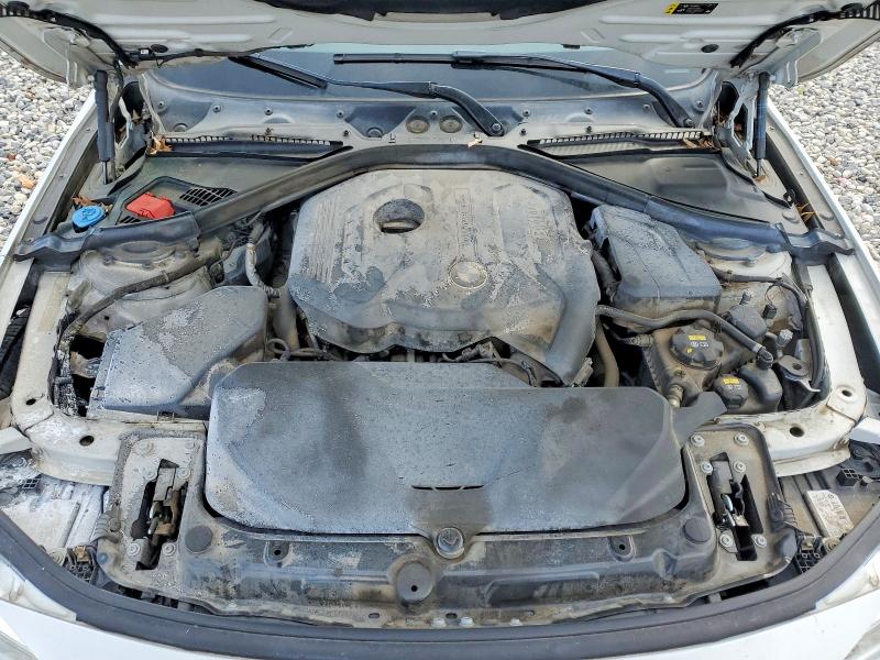 2017 Bmw 330 მანქანა იყიდება აუქციონზე, vin: WBA8D9C52HA003634, აუქციონის ნომერი: 46512526