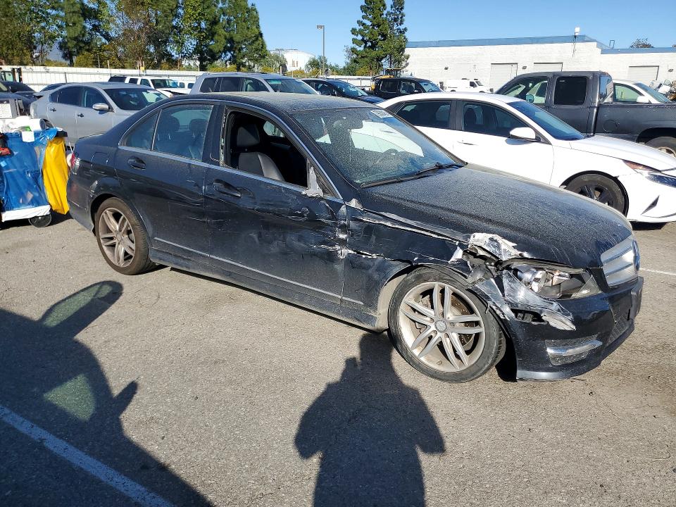 Aukcja sprzedaży 2013 Mercedes-benz C, vin: WDDGF4HB7DR255293, numer aukcji: 79638465