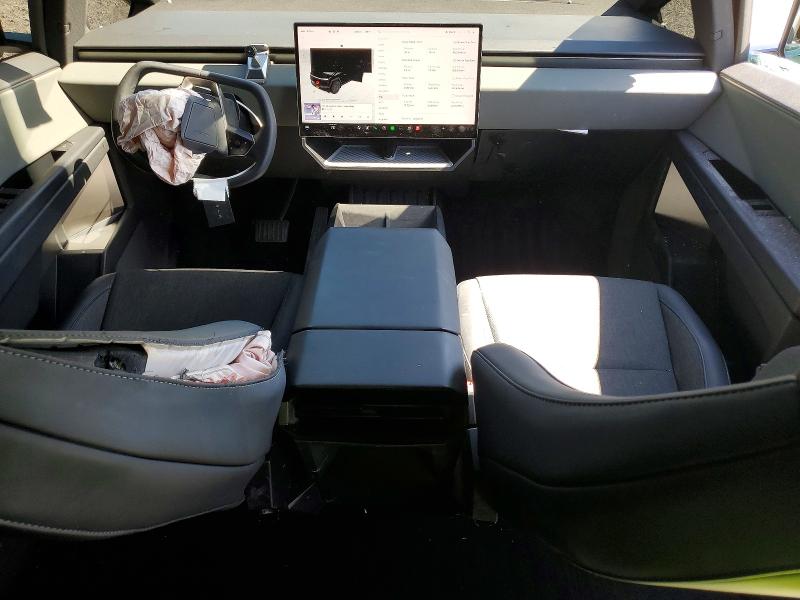 46055876 :رقم المزاد ، 7G2CEGEC9SA077409 vin ، 2025 Tesla Cybertruck مزاد بيع