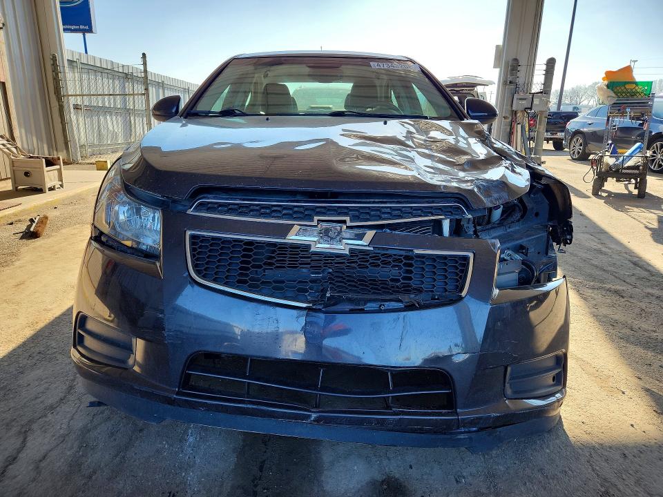 47343206 :رقم المزاد ، 1G1PC5SB0E7477312 vin ، 2014 Chevrolet Cruze مزاد بيع