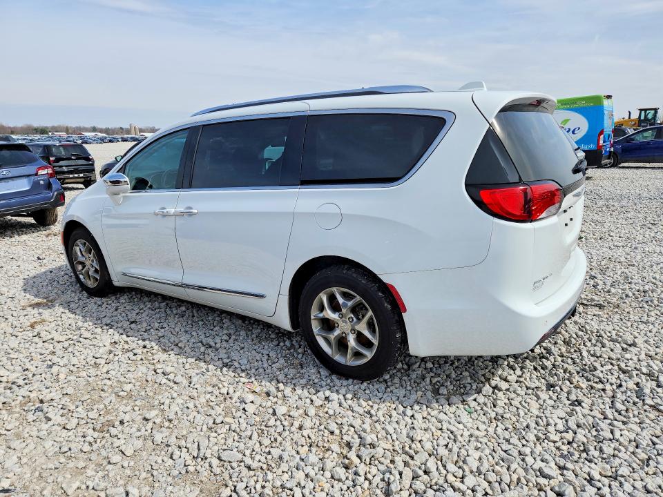 47841426 :رقم المزاد ، 2C4RC1GG1HR670696 vin ، 2017 Chrysler Pacifica مزاد بيع