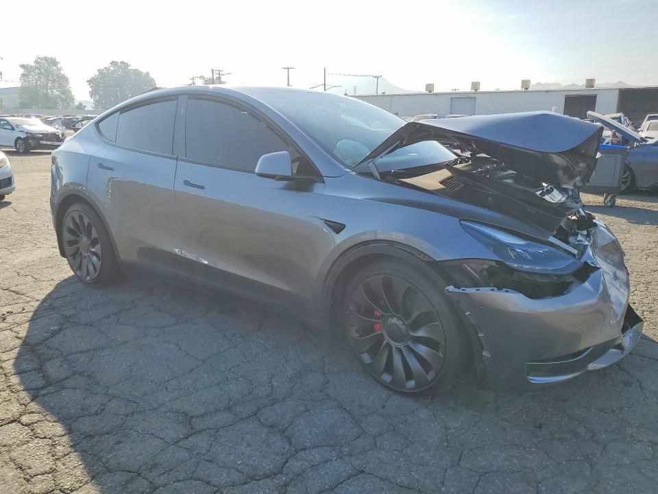 2024 Tesla Model Y მანქანა იყიდება აუქციონზე, vin: 7SAYGDEF8RF192966, აუქციონის ნომერი: 47392046