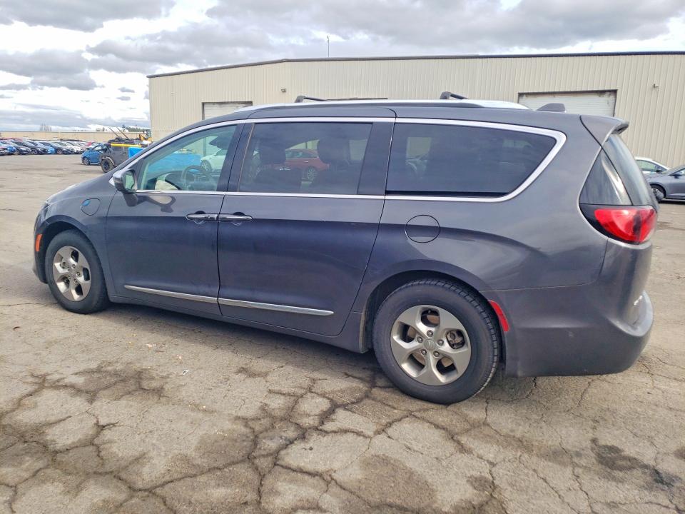 79076225 :رقم المزاد ، 2C4RC1N79JR339793 vin ، 2018 Chrysler Pacifica مزاد بيع
