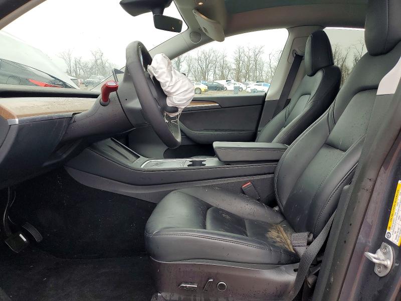 46141186 :رقم المزاد ، 7SAYGAEE3PF690866 vin ، 2023 Tesla Model Y مزاد بيع