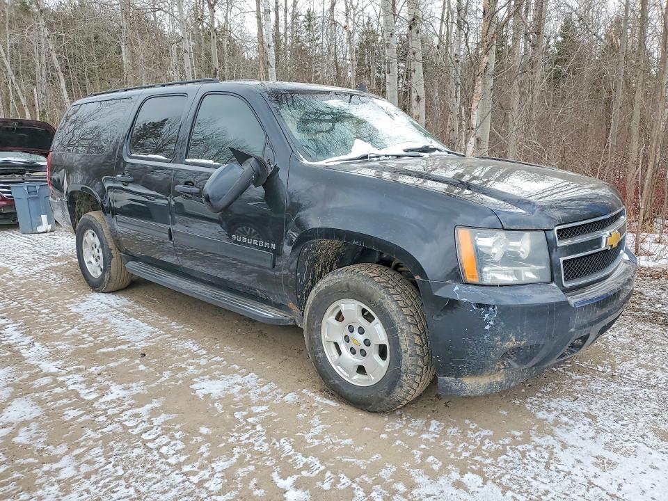 2014 Chevrolet Suburban მანქანა იყიდება აუქციონზე, vin: 1GNSKHE71ER100822, აუქციონის ნომერი: 78532855