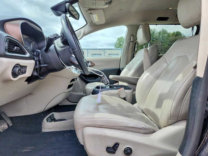 47927916 :رقم المزاد ، 2C4RC1BG6JR131441 vin ، 2018 Chrysler Pacifica مزاد بيع