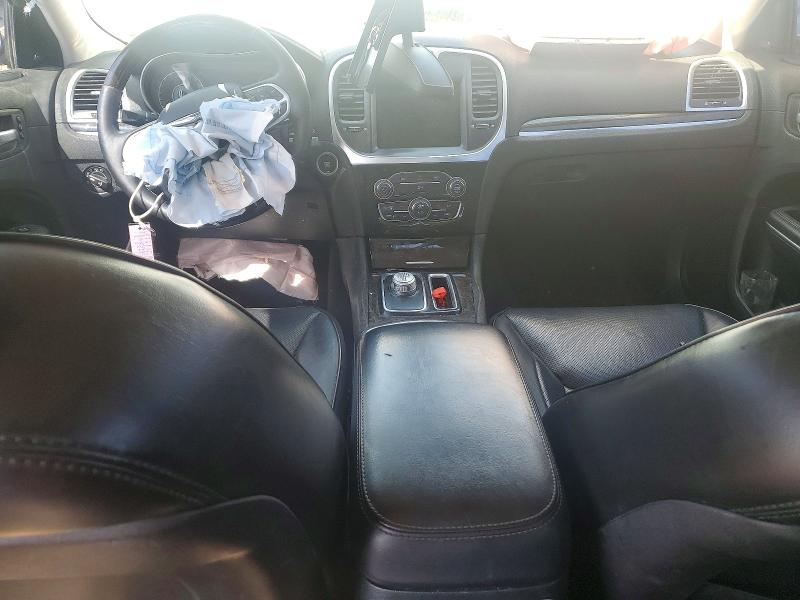 46114226 :رقم المزاد ، 2C3CCAKG4JH218397 vin ، 2018 Chrysler 300 مزاد بيع