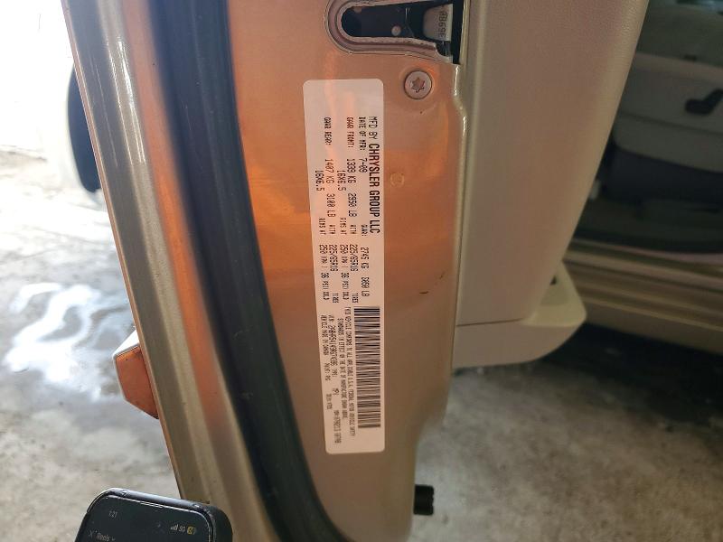 47070706 :رقم المزاد ، 2A8HR54149R674396 vin ، 2009 Chrysler Town & Country مزاد بيع