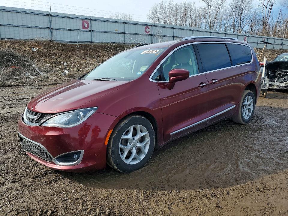 79316235 :رقم المزاد ، 2C4RC1EG8HR679429 vin ، 2017 Chrysler Pacifica مزاد بيع