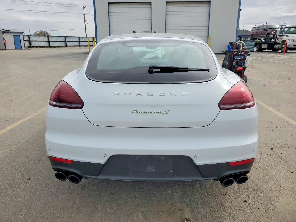 45654546 :رقم المزاد ، WP0AD2A75GL041314 vin ، 2016 Porsche Panamera مزاد بيع