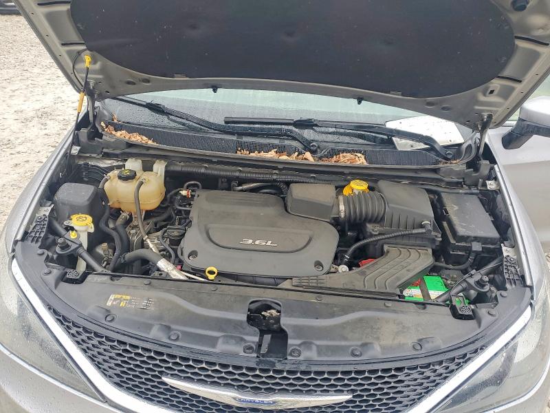 41713426 :رقم المزاد ، 2C4RC1DG9HR514989 vin ، 2017 Chrysler Pacifica مزاد بيع