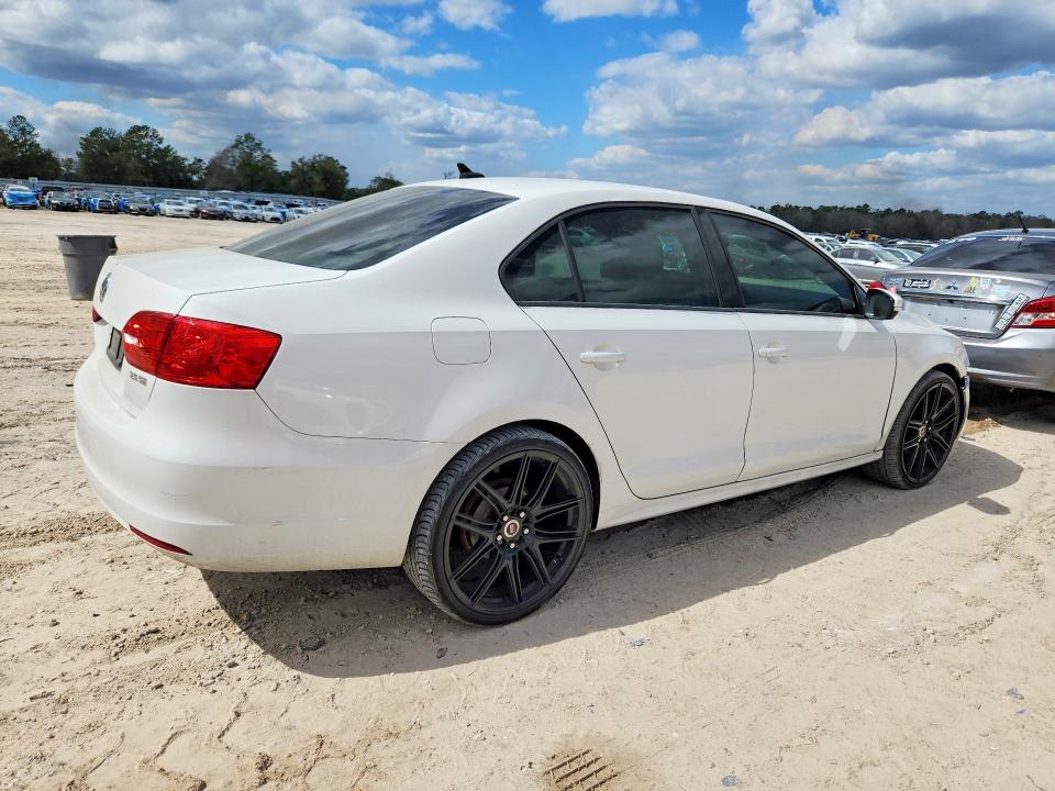 Продажа на аукционе авто 2011 Volkswagen Jetta, vin: 3VWDX7AJ2BM343709, номер лота: 79685555