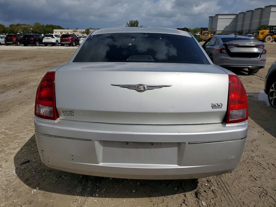 Продажа на аукционе авто 2007 Chrysler 300, vin: 2C3KA53G97H759459, номер лота: 45787116