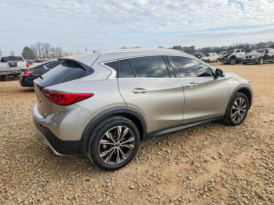 79837275 :رقم المزاد ، SJKCH5CR5HA024228 vin ، 2017 Infiniti Qx30 مزاد بيع