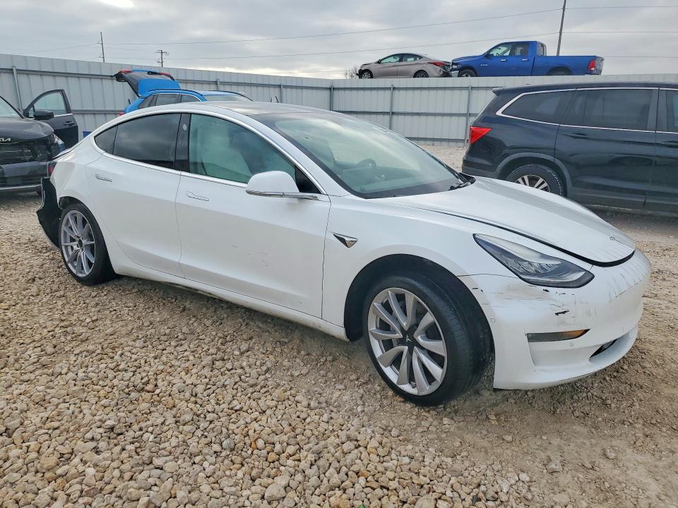 47253876 :رقم المزاد ، 5YJ3E1EA0KF417967 vin ، 2019 Tesla Model 3 مزاد بيع
