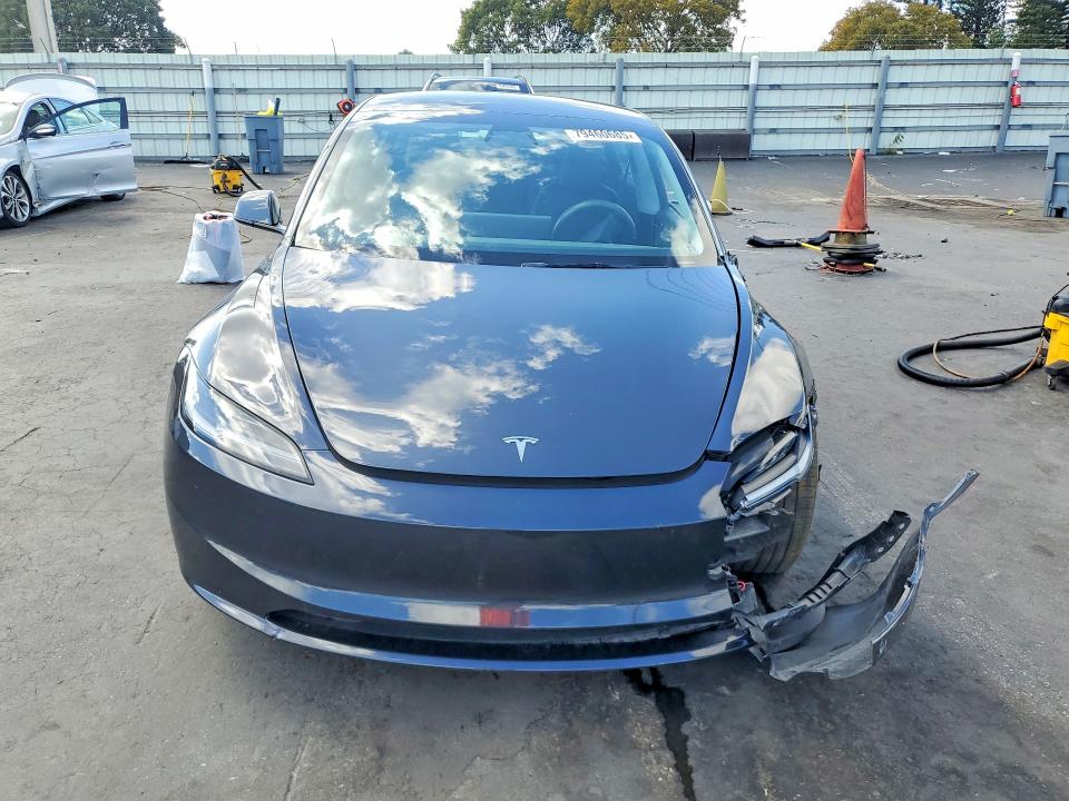Продажа на аукционе авто 2024 Tesla Model 3, vin: 5YJ3E1EA5RF744410, номер лота: 79460685