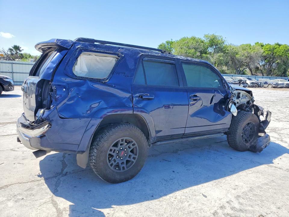 2024 Toyota 4runner მანქანა იყიდება აუქციონზე, vin: JTEPU5JR2R6233428, აუქციონის ნომერი: 47889156