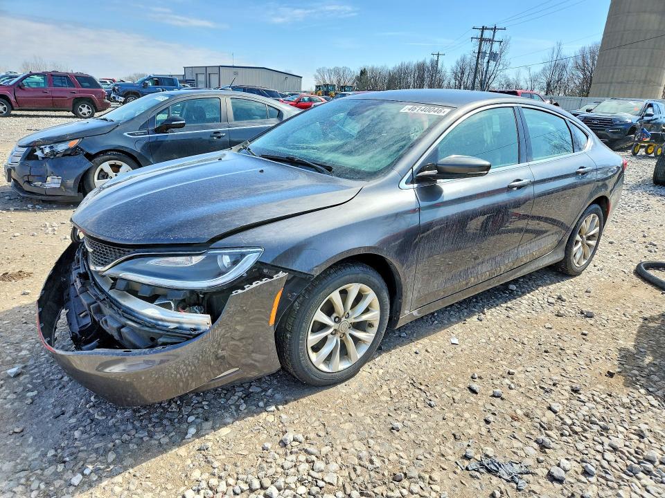46140046 :رقم المزاد ، 1C3CCCCB8FN575868 vin ، 2015 Chrysler 200 مزاد بيع