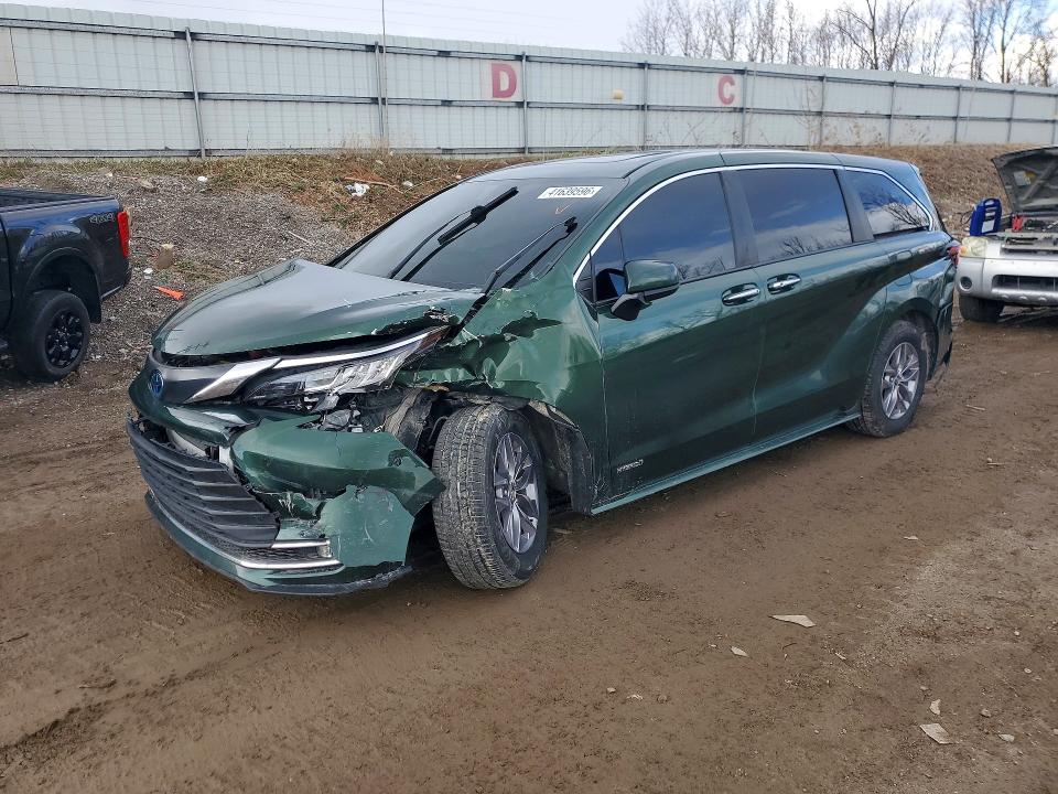 Продажа на аукционе авто 2021 Toyota Sienna, vin: 5TDYRKEC1MS041103, номер лота: 41639596