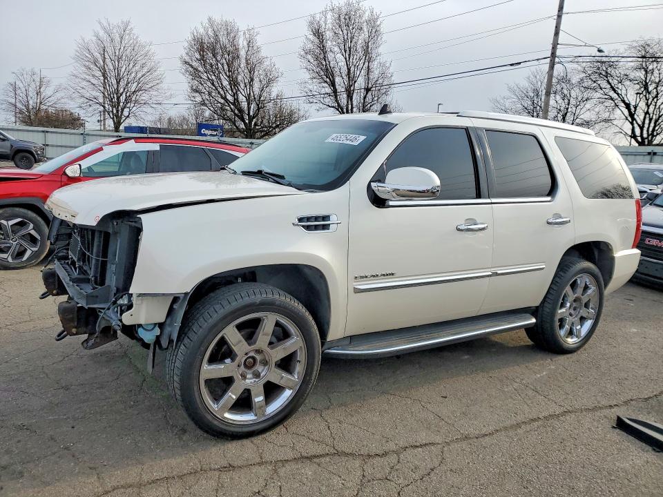 Продажа на аукционе авто 2011 Cadillac Escalade, vin: 1GYS4BEFXBR321560, номер лота: 46525446