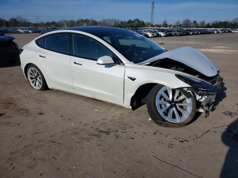 Продажа на аукционе авто 2022 Tesla Model 3, vin: 5YJ3E1EA5NF369919, номер лота: 46902336